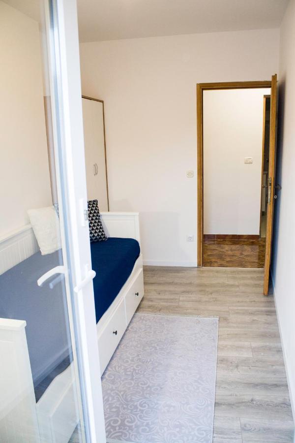 Apartamento White Orchid Pula Exterior foto
