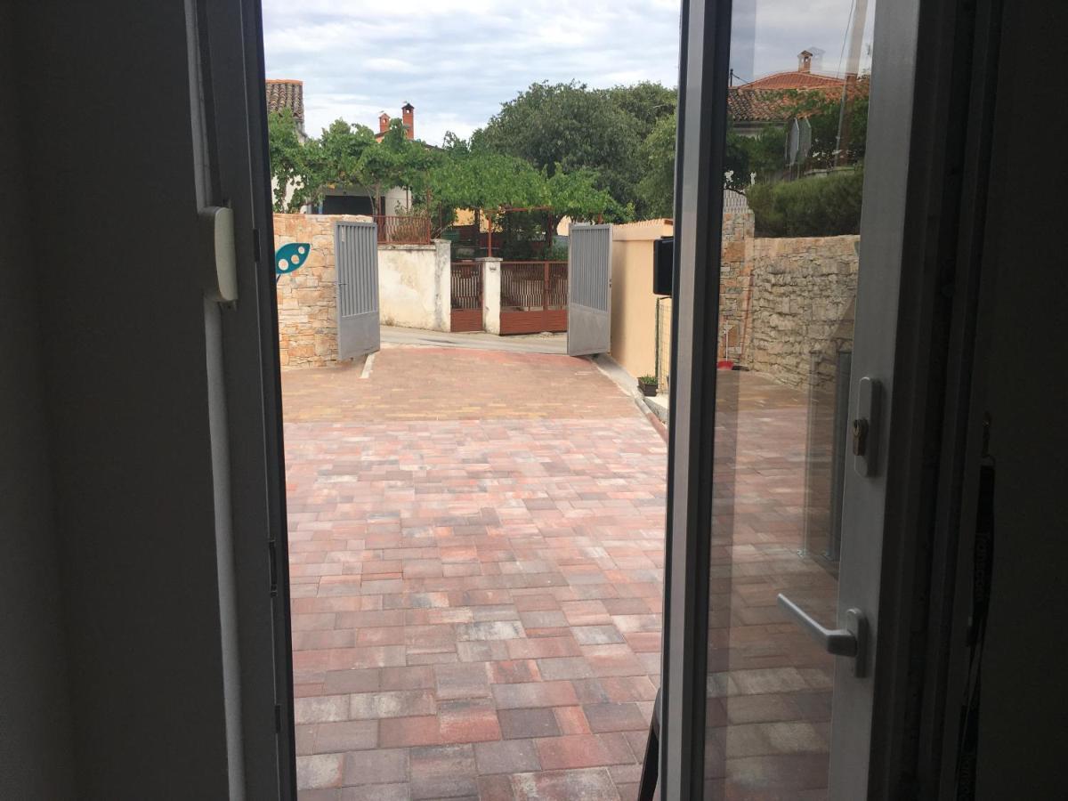 Apartamento White Orchid Pula Exterior foto